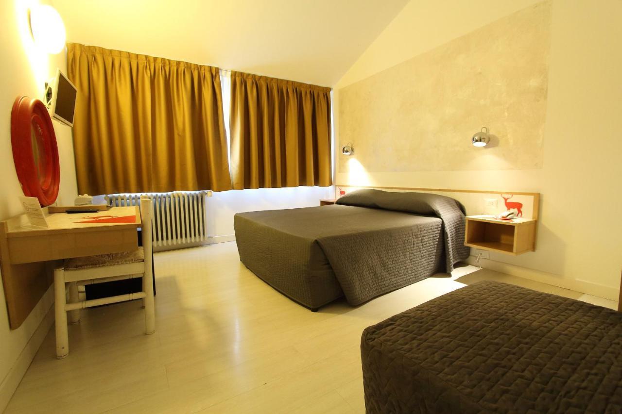 Hotel Giardino Breno Eksteriør billede