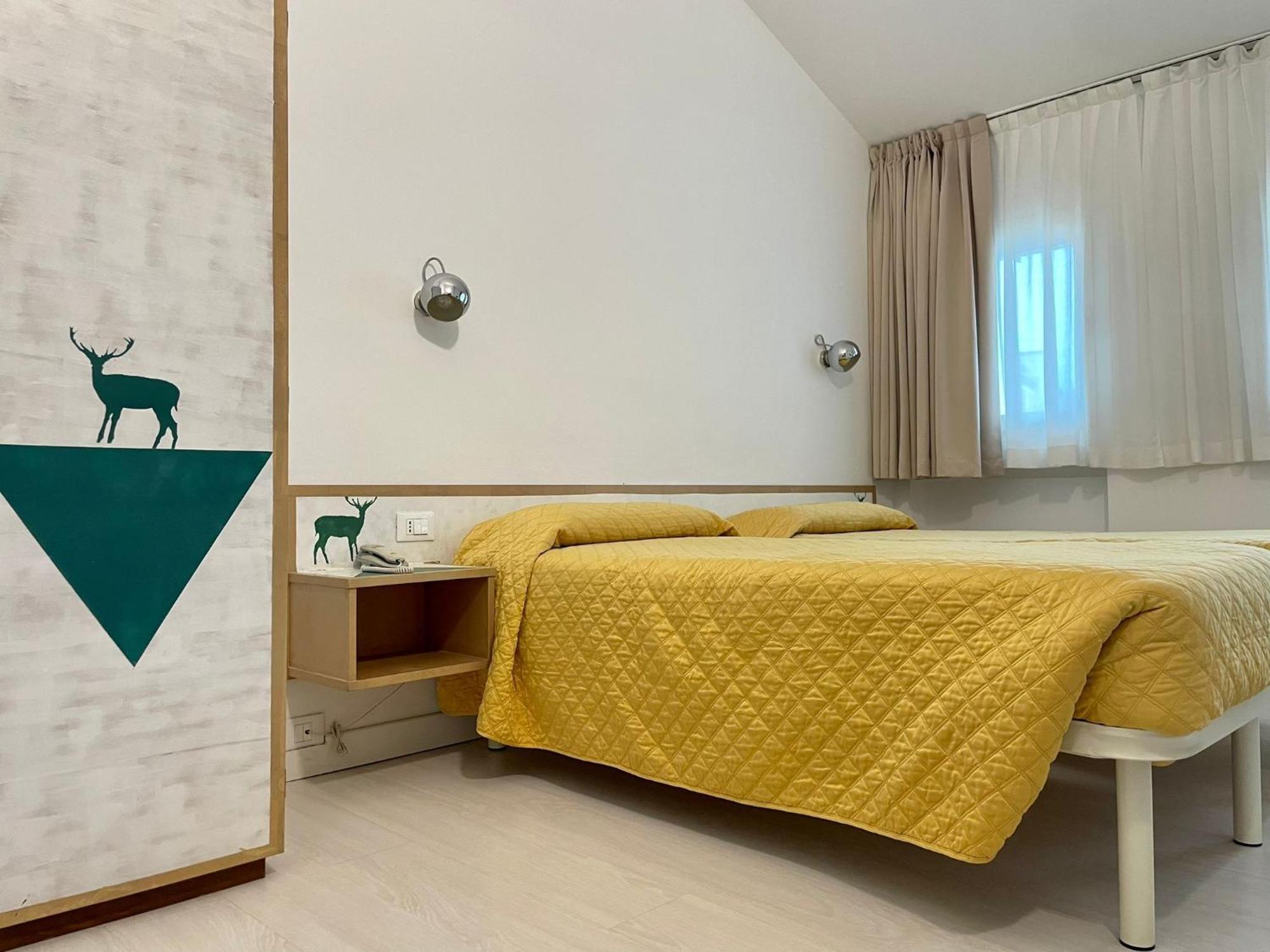 Hotel Giardino Breno Eksteriør billede