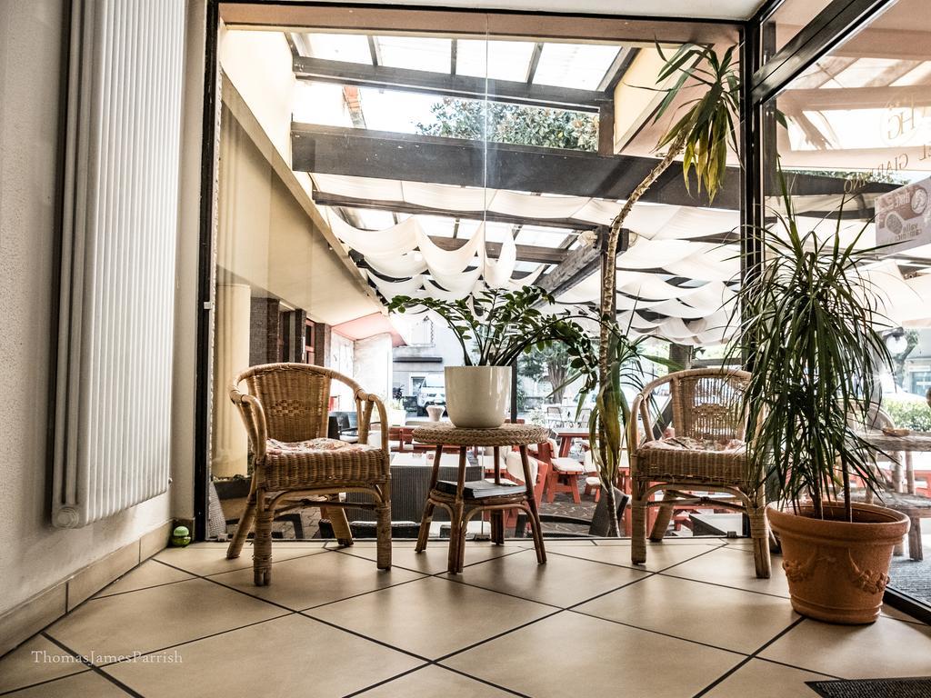 Hotel Giardino Breno Eksteriør billede